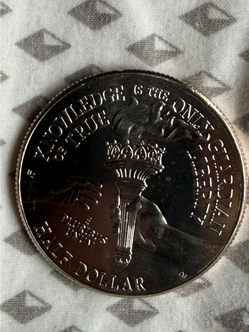 N/A shiny silver